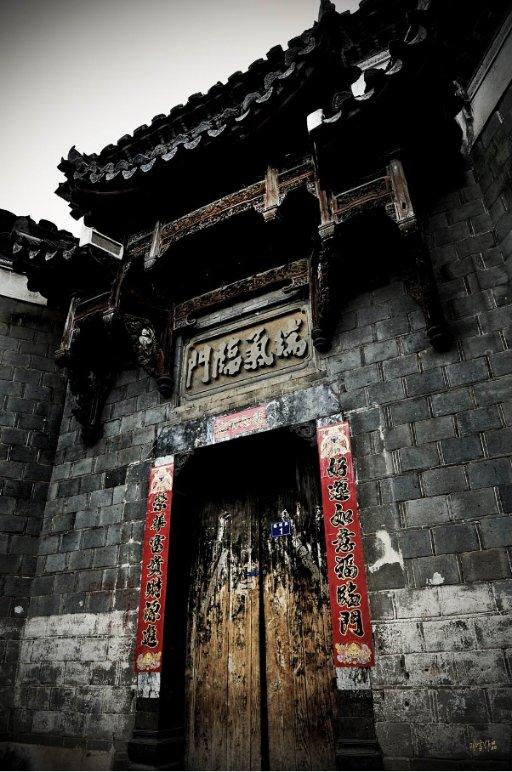穴居人打高尔夫